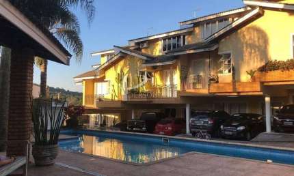 Sobrado a Venda e Locação 210m, em Condomínio Fechado no Parque Mandaqui. 4 quartos,,6 banheiros, 3 vagas