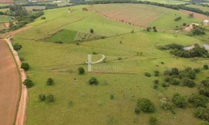Área/Terreno com 192.000 m2 a 20 km de Bragança Paulista, Divisa c/ Pista de Eventos Haras Tuiuti à