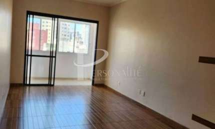 Apartamento, 120 m2, 2 dormitórios, 2 banheiros e terraço, para venda, República.