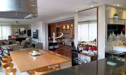 Apartamento alto padrão, 210 m², Varanda Gourmet, 3 suítes, 3 vagas, para venda, Mooca.