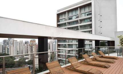 Flat à venda com serviço completo, localizado em um dos pontos mais nobres de São Paulo na região da