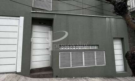Studio para locação no Condomínio Residencial Elza Trindade fica localizado em Rua Bento Gonçalves. Tatuapé - SP.