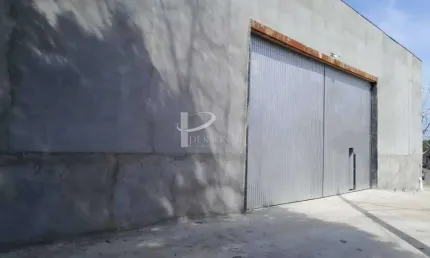 Galpão de 1000m² próximo a Dutra e ao Aeroporto de Cumbica