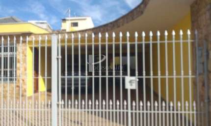 Casa Térrea à venda, Penha, São Paulo, SP - 3 dormitórios, 2 Banheiros, 6 vagas de garagem.