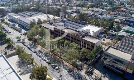 Complexo comercial de 11.578 m², com Renda, para venda, localizado em Alphaville Industrial, Barueri.