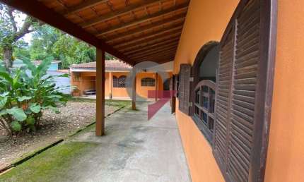Casa com 3 quartos à venda na Figueira (Pé da Serra), Ubatuba  por R$ 426.000