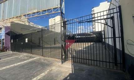 Barracão / Galpão / Depósito à venda no Jardim das Nações, Taubaté  por R$ 3.200.000