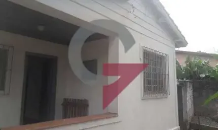 Casa com 2 quartos à venda na Chácara do Visconde, Taubaté  por R$ 360.000
