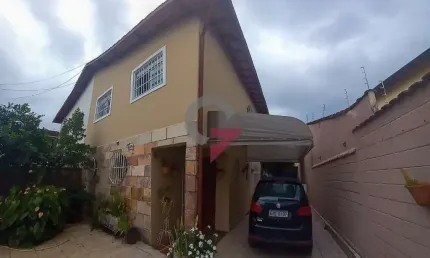 Casa com 4 quartos à venda em Itaguá, Ubatuba  por R$ 1.600.000