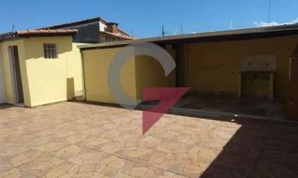 Casa com 3 quartos à venda no Flor do Vale, Tremembé  por R$ 320.000