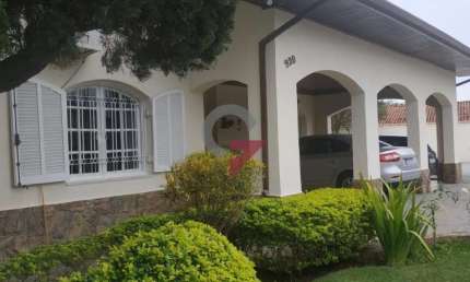 Casa com 2 quartos à venda no Centro, Tremembé  por R$ 990.000