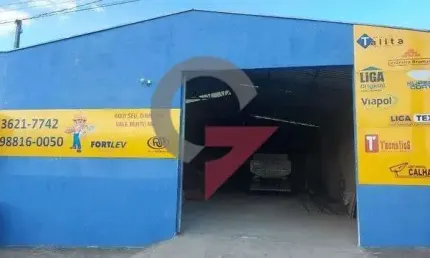 Barracão / Galpão / Depósito à venda no Jardim Continental II, Taubaté  por R$ 690.000