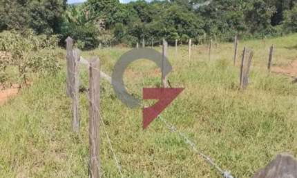 Terreno à venda em Goiabal, Pindamonhangaba  por R$ 85.000