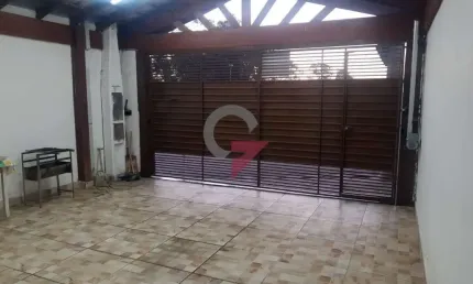 Casa com 3 quartos à venda no Jardim do Lago I, Taubaté  por R$ 330.000