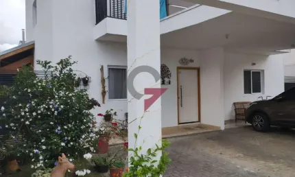 Casa em condomínio fechado com 3 quartos à venda em areao, taubaté  por r$ 700.000