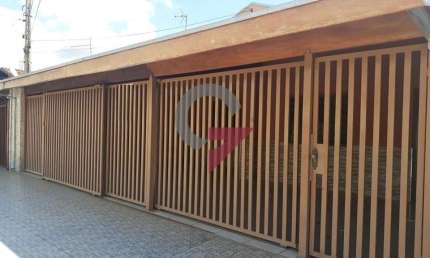 Casa com 2 quartos à venda no Recanto dos Coqueirais, Taubaté  por R$ 450.000
