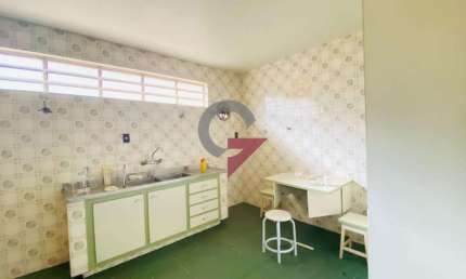 Casa comercial para alugar em Piracangaguá, Taubaté  por R$ 8.000