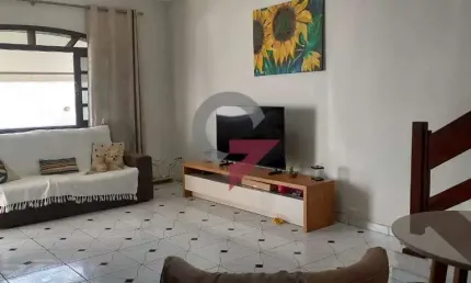 Casa com 4 quartos à venda no Campos Elíseos, Taubaté  por R$ 820.000