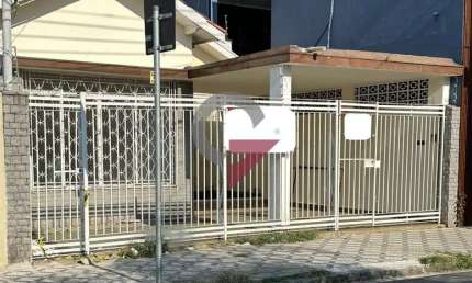 Casa comercial para alugar no Centro, Taubaté  por R$ 3.300