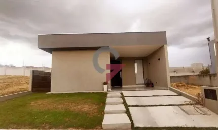 Casa em condomínio fechado com 3 quartos à venda no itapecerica, taubaté  por r$ 680.000