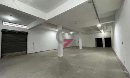 Ponto comercial para alugar no Centro, Taubaté  por R$ 15.000