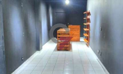 Ponto comercial à venda no Centro, Taubaté  por R$ 750.000