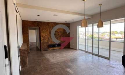 Apartamento com 3 quartos para alugar na Vila Jaboticabeira, Taubaté  por R$ 4.350