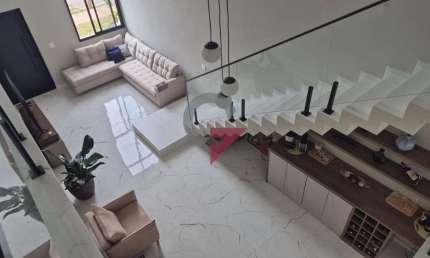 Casa em condomínio fechado com 4 quartos à venda no Fazenda Casa Grande, Taubaté  por R$ 2.020.000