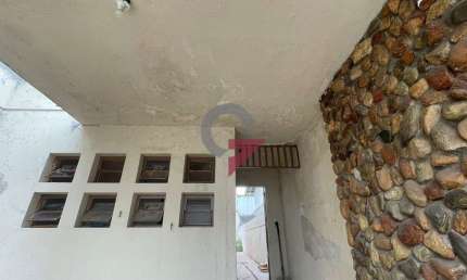 Casa com 3 quartos para alugar no Jardim Eulália, Taubaté  por R$ 3.300