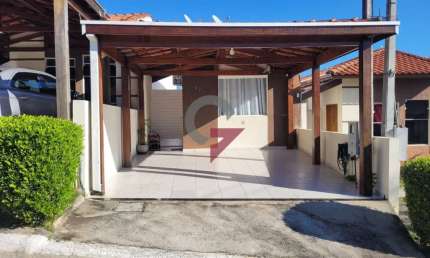 Casa em condomínio fechado com 2 quartos à venda na Chácara Fonte Imaculada Conceição, Taubaté  por R$ 350.000