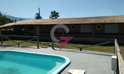 Chácara / sítio com 3 quartos à venda no Mandú, Pindamonhangaba  por R$ 500.000