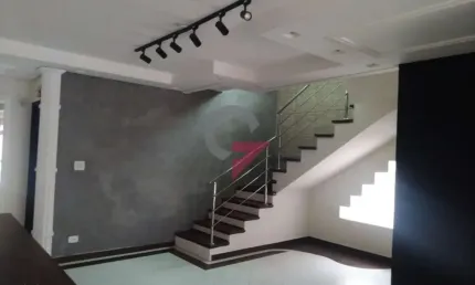 Casa comercial à venda no Centro, Taubaté  por R$ 700.000