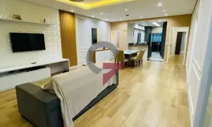 Casa com 4 quartos à venda no Jardim Oasis, Taubaté  por R$ 745.000