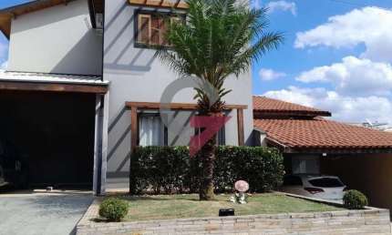 Casa em condomínio fechado com 3 quartos para alugar no Jardim Hipica Pinheiro, Taubaté  por R$ 6.600