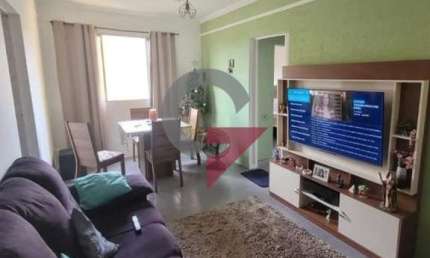 Apartamento com 2 quartos à venda no Parque São Cristóvão, Taubaté  por R$ 160.000