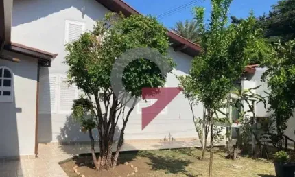 Casa com 3 quartos à venda no Jardim Independência, Taubaté  por R$ 831.000