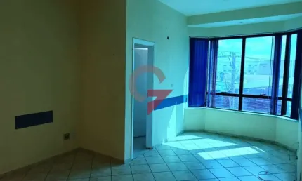 Sala comercial para alugar no centro, taubaté  por r$ 1.000