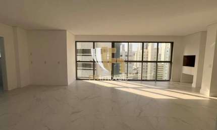 Apartamento com 2 quartos à venda em Pioneiros, Balneário Camboriú  por R$ 3.200.000