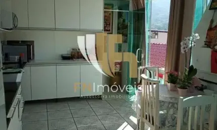 Casa com 2 quartos à venda em Nações, Balneário Camboriú  por R$ 800.000