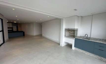 Apartamento com 3 quartos para alugar no Centro, Itajaí  por R$ 8.500