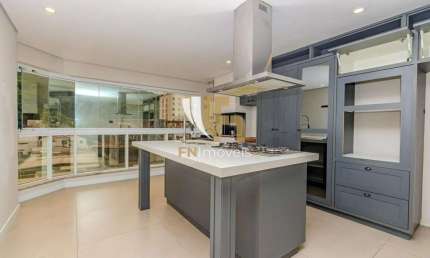 Apartamento com 2 quartos para alugar na Cabeçudas, Itajaí  por R$ 5.500