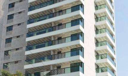 Excelente lançamento alto padrão 3/4 com suíte, varanda gourmet, 2 vagas e área de lazer completa. Localização privilegiada na região central.