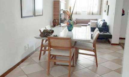 Casa triplex com 5 quartos, 2 suítes, área gourmet e quintal. Em local plano e na melhor localização do Alto dos Passos com tudo próximo!