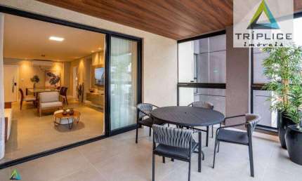 Apartamento 3 quartos, suíte, sala 2 ambientes com ampla varanda gourmet e 2 vagas. Alto padrão em localização superprivilegiada na rua São Mateus.