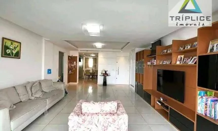 Cobertura triplex 5 quartos, 4 suítes, espaço gourmet, sauna, 6 vagas, amplo terraço com vista. 450m² e a sensação de estar em uma casa! Santa Helena.