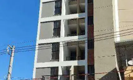 Apartamento quarto e sala com varanda, cozinha integrada, área, elevador, garagem em localização privilegiada no São Mateus. Últimas unidades!
