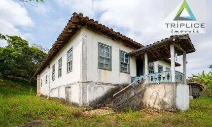 Fazenda com sede centenária, 3 nascentes e localização privilegiada a apenas 3 km da Br-267, próxima a Lima Duarte e somente 43km de Juiz de Fora.