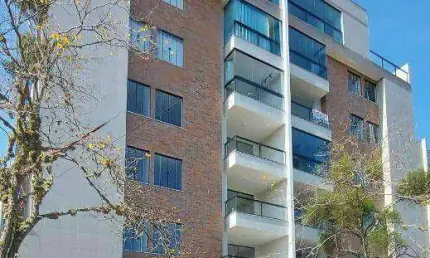 Cobertura 5 quartos, suíte, 2 salas, varanda, cozinha separada, terraço com espaço gourmet, 3 vagas, elevador. localização privilegiada! oportunidade