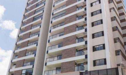 Apartamento 4 suítes, sala 2 ambientes com varanda gourmet, 4 vagas. Condomínio clube de alto padrão em localização privilegiada próxima ao centro.