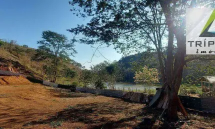 Casa 2 quartos em amplo terreno de granja na estrada de torreões.
